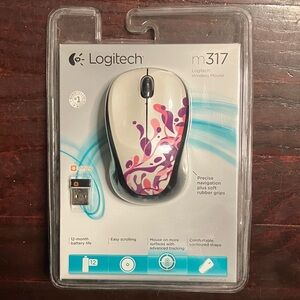 Logitech M317 Wireless Mouse - Fun Design